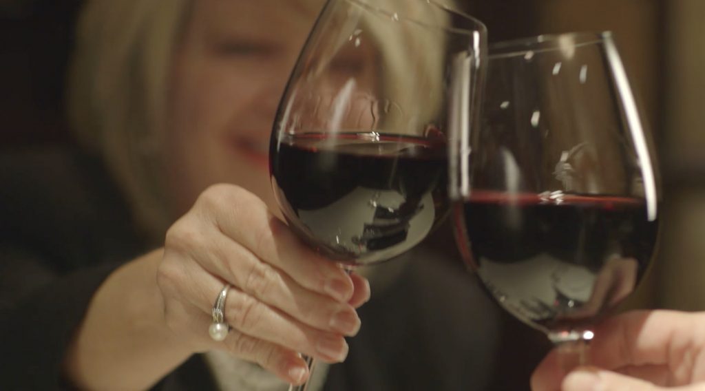 What better way to treat your special someone than by bringing them to the Queensview Steakhouse to enjoy a romantic dinner along with live jazz music? Make your reservation today!